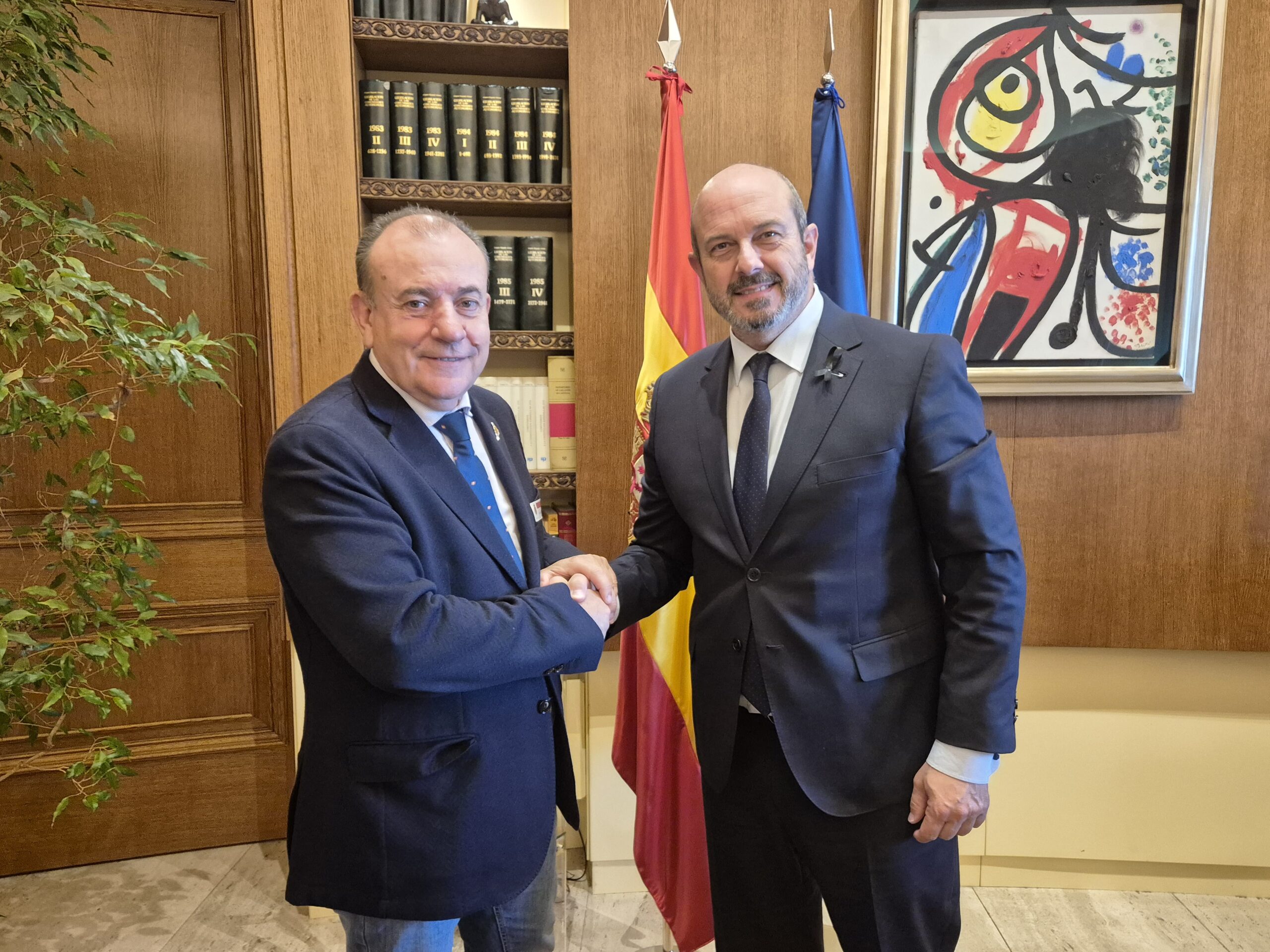 Manuel Gallardo agradece al presidente del Senado su trabajo por la caza durante su mandato al frente de la RFEC