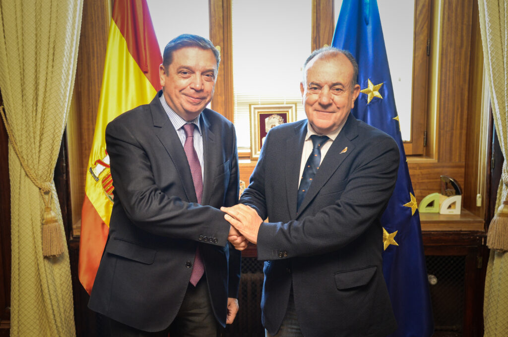 El presidente de la RFEC se reúne con el ministro de Agricultura, Pesca y Alimentación de España