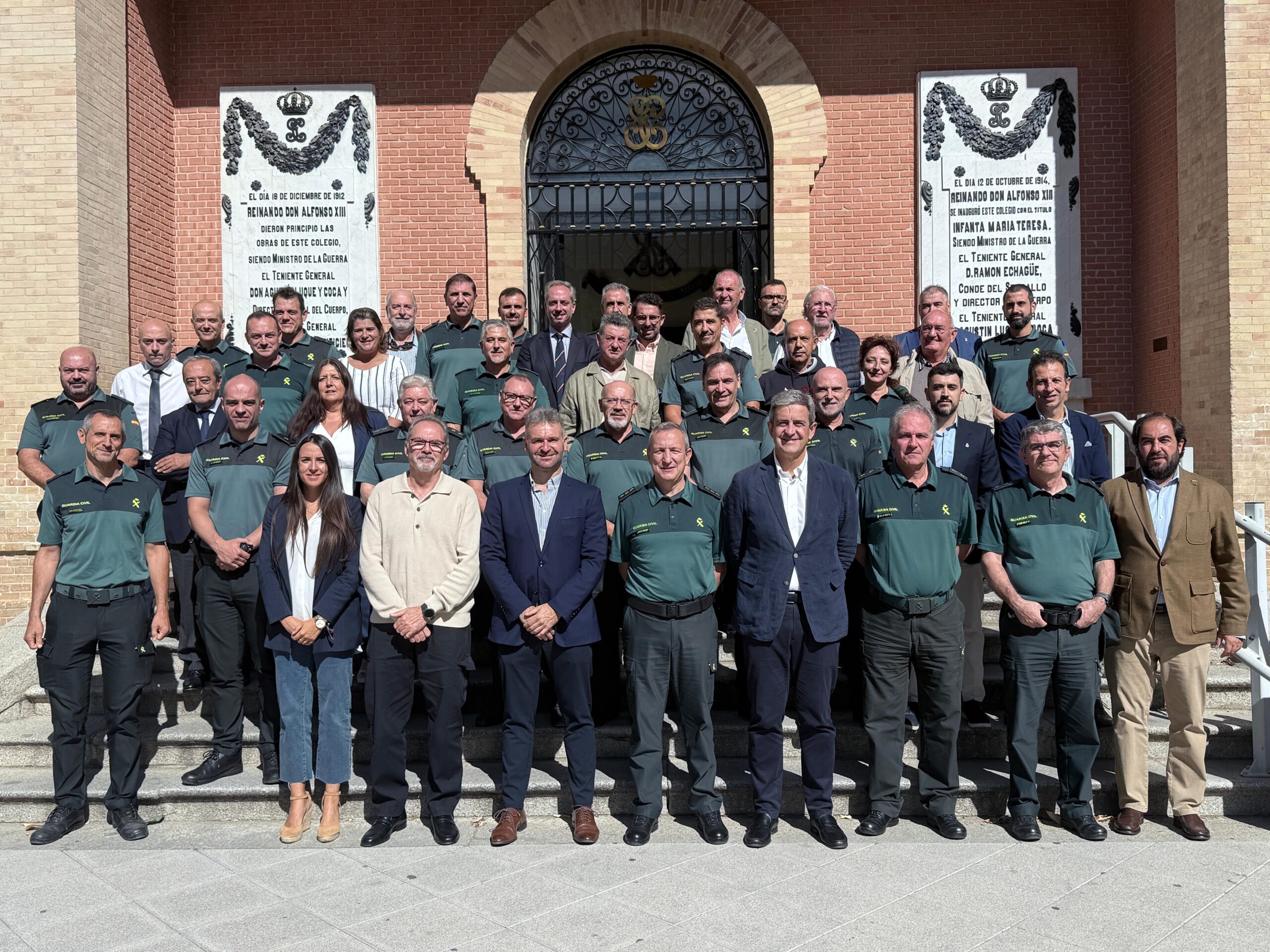 Las federaciones de caza y las Intervenciones de Armas y Explosivos de Zona de la Guardia Civil se reúnen para unificar criterios en la aplicación del Reglamento de Armas