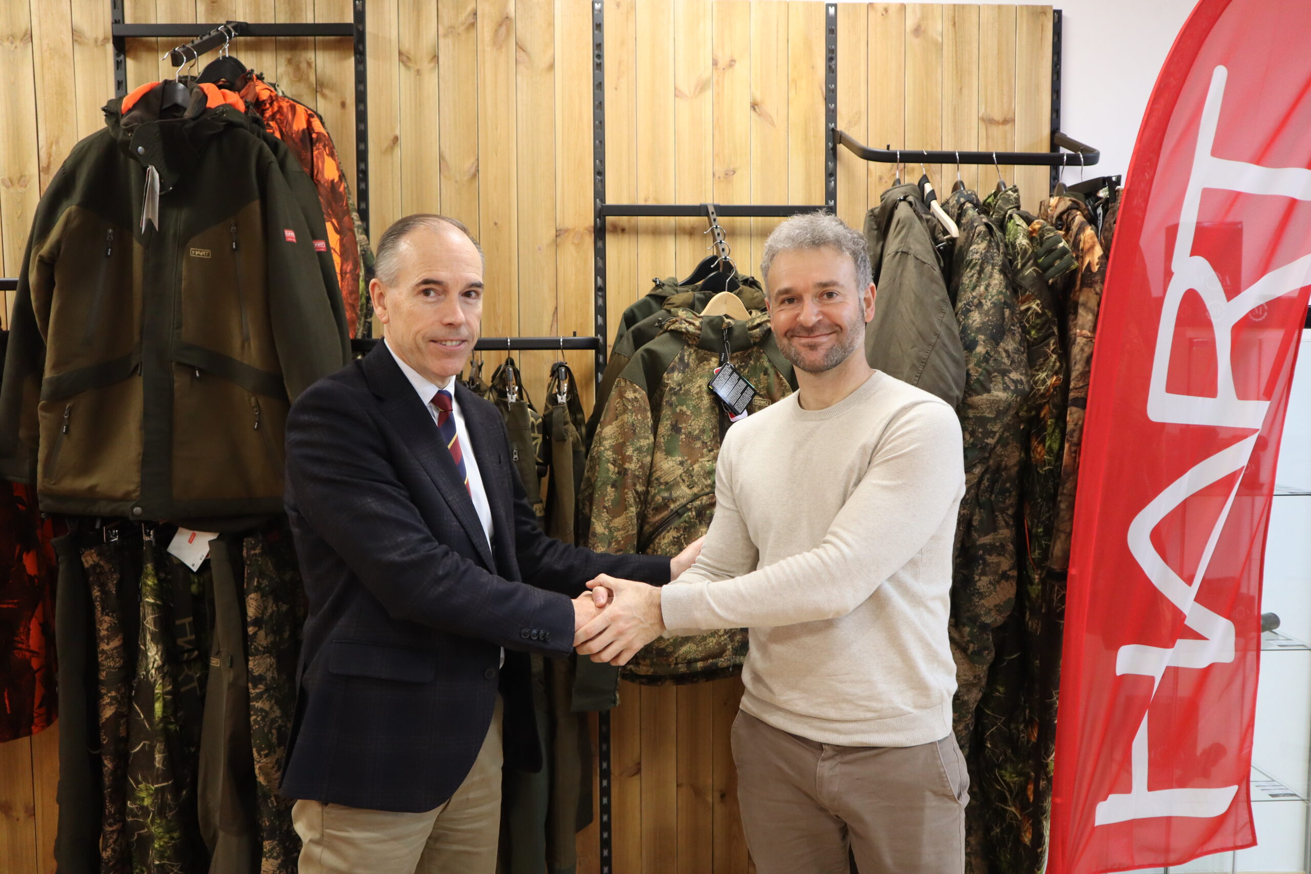 La Real Federación Española de Caza y HART renuevan su convenio de colaboración